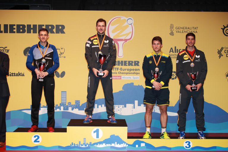 2018/19 TTCLM commences: Reigning champion presents two medalists from Alicante