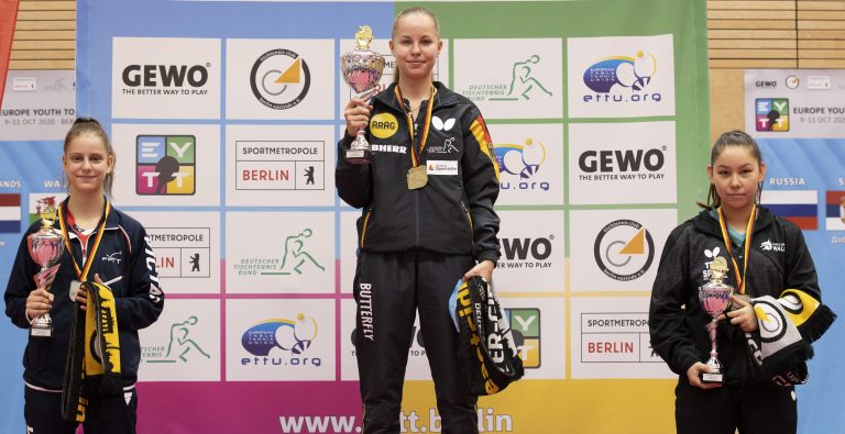 Annett KAUFMANN went one step higher to win the title in Berlin