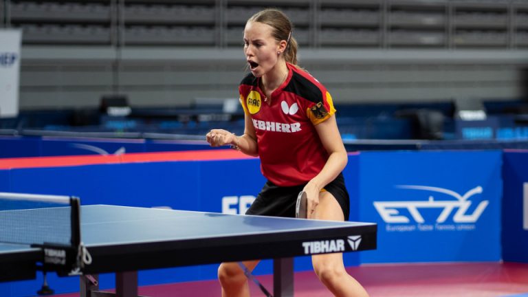 Annett KAUFMANN won the title in young- SAMSONOV’s style