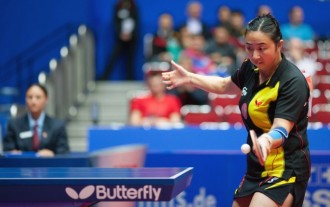 Spain rejoicing with SHEN Yanfei at Japan Open