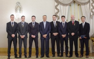 Portuguese President awards National Team