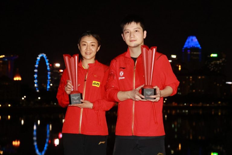 Chen Meng and Fan Zhendong Win Singapore Smash Singles Titles