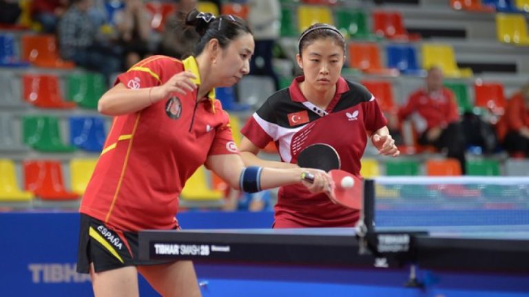 HU Melek and SHEN Yanfei clinched the Women’s Doubles title