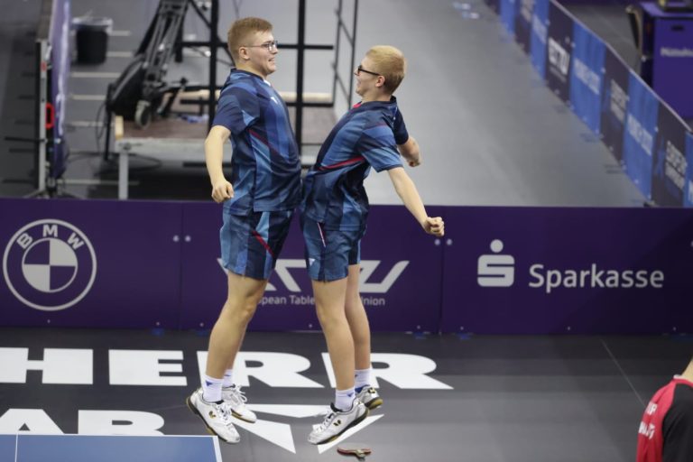 Young LEBRUN brothers clinched the medal in Doubles in Germany