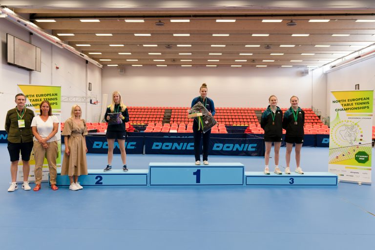 Rebekka CARLSEN and BERGLUND Simon crowned NETU champions