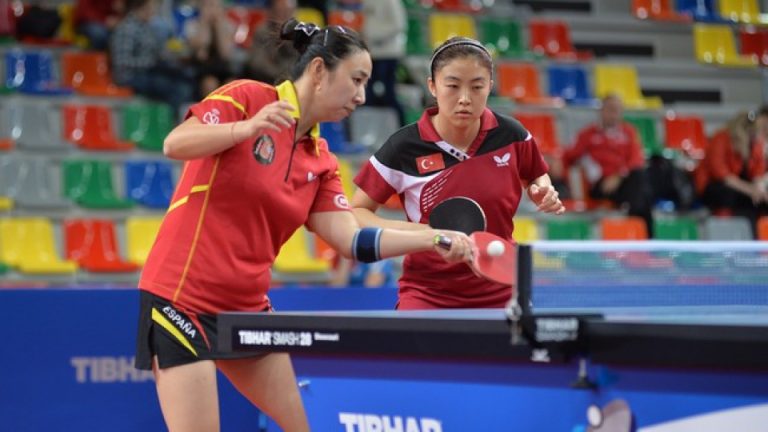 HU Melek of Turkey and SHEN Yanfei of Spain 
Favorites stumbled in the semi final of the Women’s Doubles Event